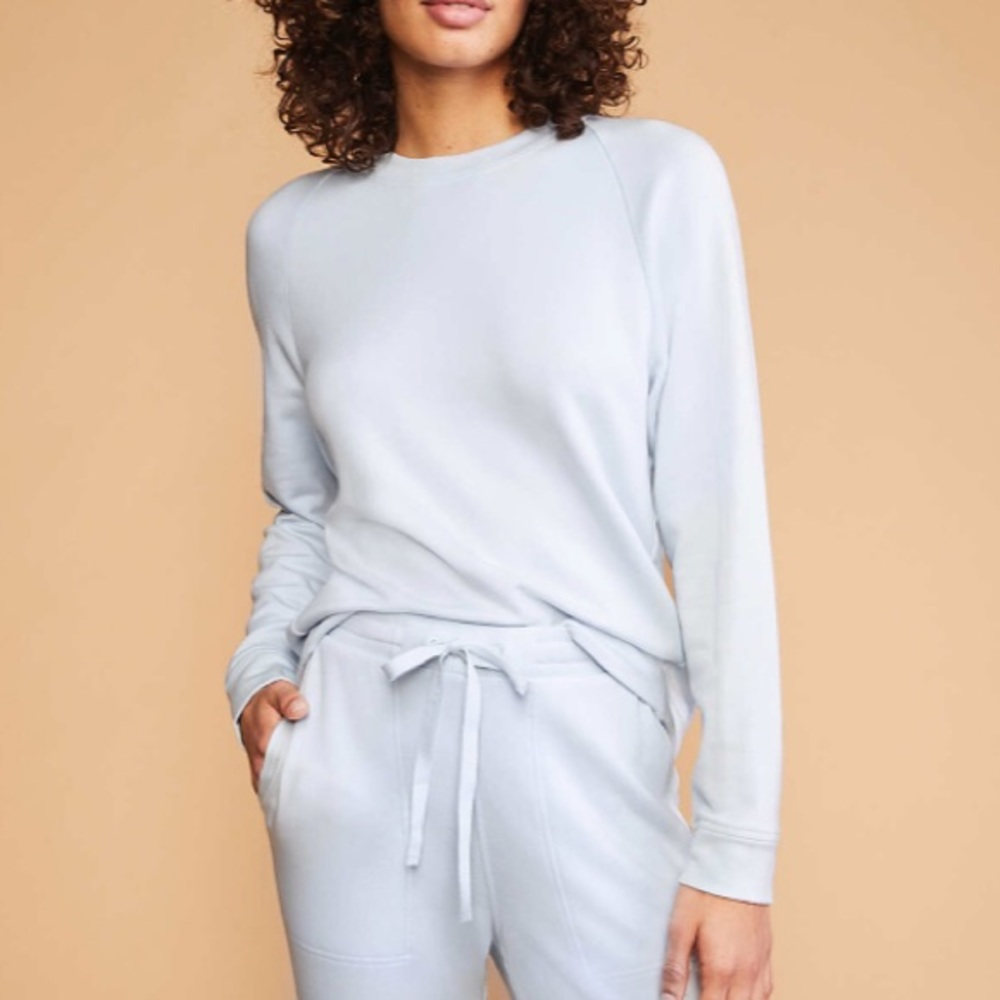 NWT Lou & Grey Signaturesoft Upstate Sweatshirt